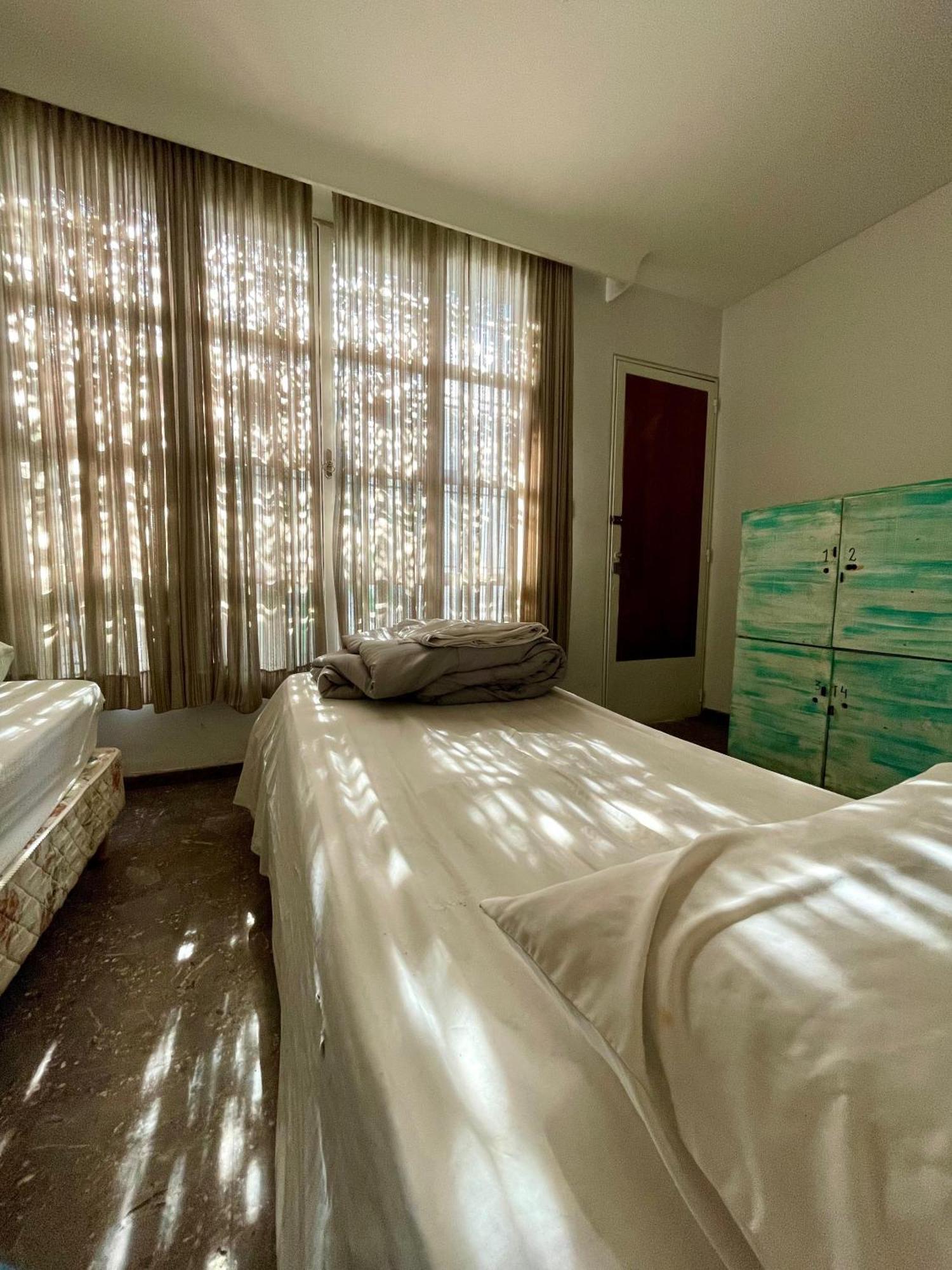 Panda Hostel เมนโดซา ภายนอก รูปภาพ